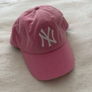 New York Yankees Pink Baseball Cap with White Logo